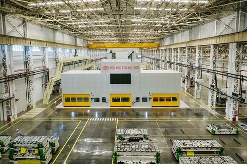 海峽兩岸記者打卡賽力斯兩江智能工廠，重慶禮儀見(jiàn)證賽力斯華為智選SF5成焦點(diǎn)